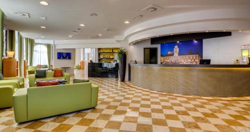Ponte Taro Hotel | Hotel San Marco & Formula Club