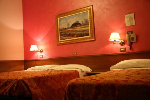 Spilamberto Hotel | Hotel San Pellegrino