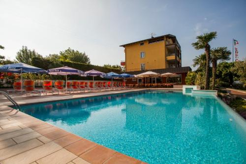 Gralaoni-Pralesi-Cisano Hotel | Hotel San Vito