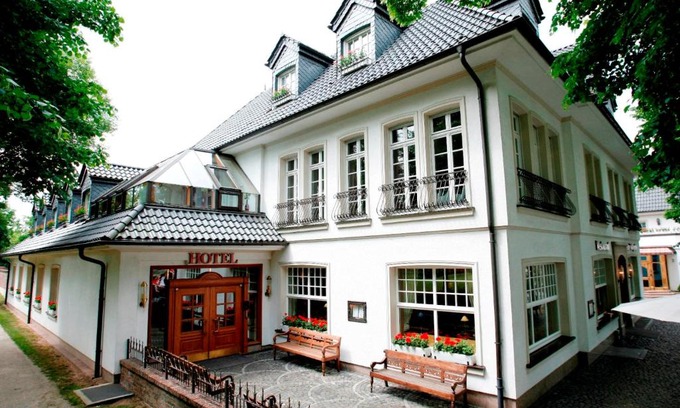 Feste Zons Hotel | Hotel "Schloss Friedestrom"