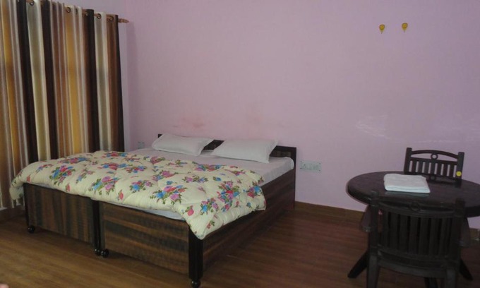 Mukteshwar Hotel | Hotel Shivalay & Restaurant, Mukteshwar