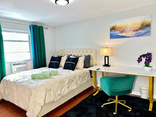 Communipaw House | Hotel-Style, No Host, Professionally Managed ID252