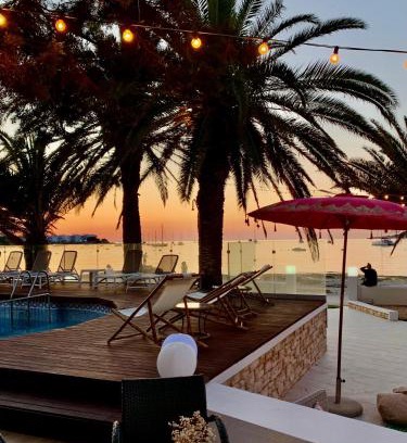 San Antonio Bay Hotel | Hotel Tagomago