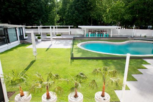 Primer Ensanche Hotel | Hotel Tres Reyes Pamplona