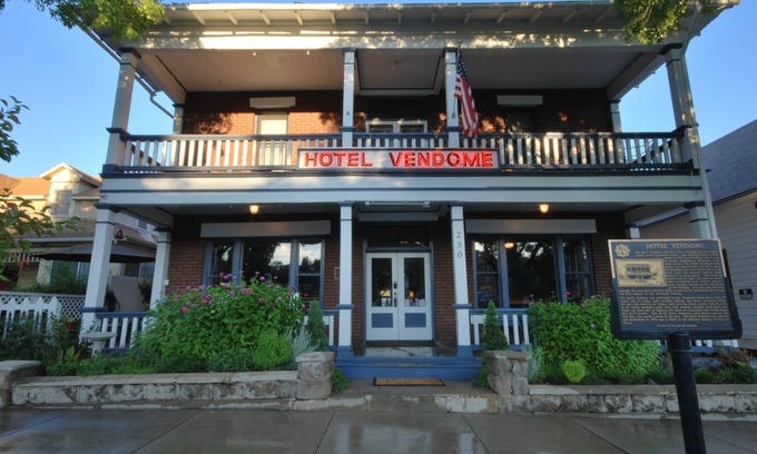 Prescott Hotel | Hotel Vendome