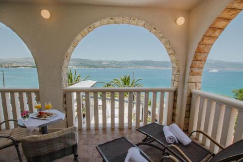 Arbanija Hotel | Hotel Vila Tina