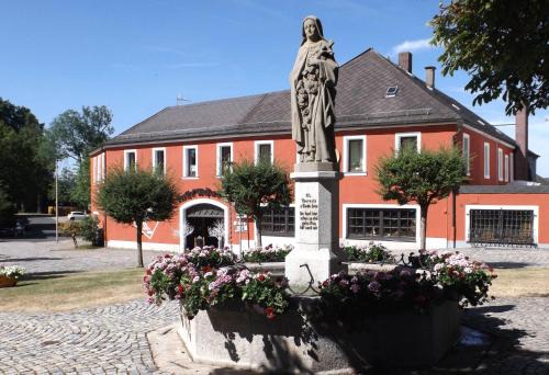 Konnersreuth Hotel | Hotel Weisses Ross