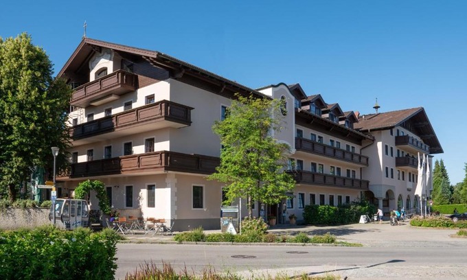 Rohrdorf Hotel | Hotel zur Post