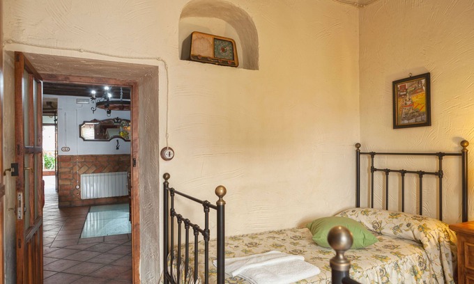 Carcabuey Cottage | HOUSE-MUSEUM OF S. XVII, MUCH MORE THAN A BED .