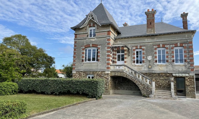 Pornic Villa | House Villa Victoria, indoor pool, 900m from Pornic center and beaches !