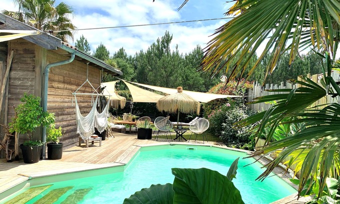 Messanges House | House with exotic cabin atmosphere, air-conditioned pool & spa