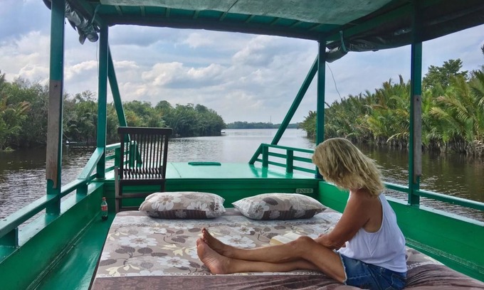 Kumai Boat Rental | Houseboat Bee Kelotok