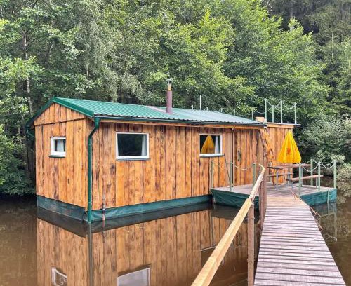Krasna Hora Boat Rental | Houseboat U Vodníka