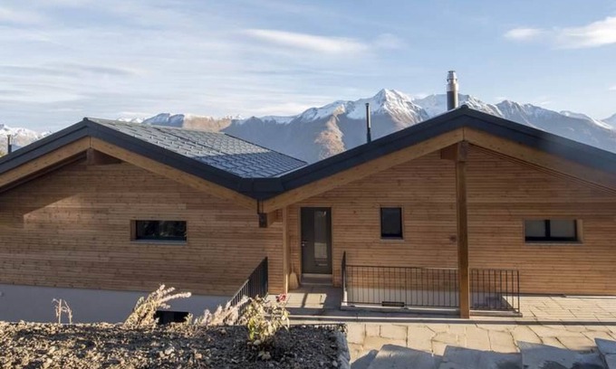 Bettmeralp Apartment | Huwetz 2. OG Süd by Interhome