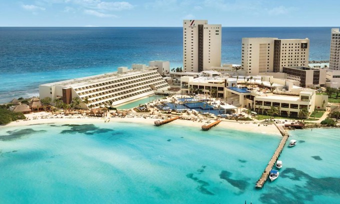 Punta Cancun Resort | Hyatt Ziva Cancun All-Inclusive
