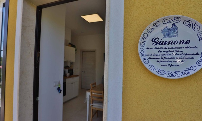 Laura Apartment | I Giardini dell'Olimpo 2 - Giunone ID 4112