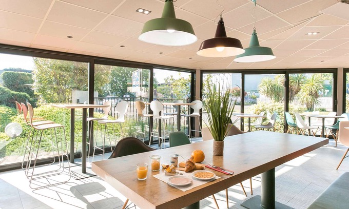 Avignon Hotel | ibis Avignon Sud