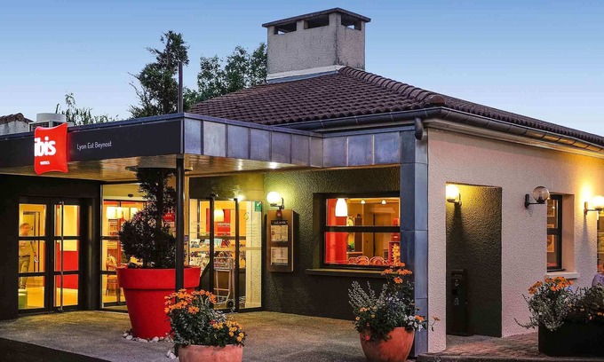 Beynost Hotel | ibis budget Lyon Est Beynost