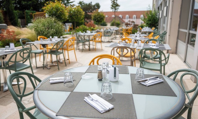 Faubourg-Raines Hotel | ibis Dijon Gare