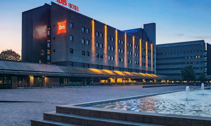 Zona Ca' Granda Hotel | ibis Milano Ca Granda