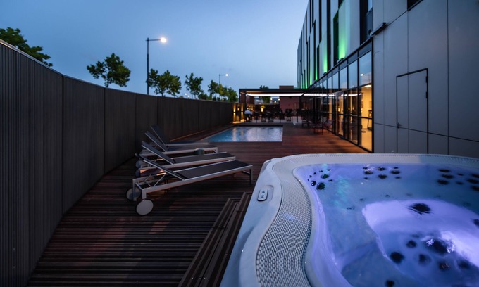 Castelnaudary Hotel | ibis Styles Castelnaudary