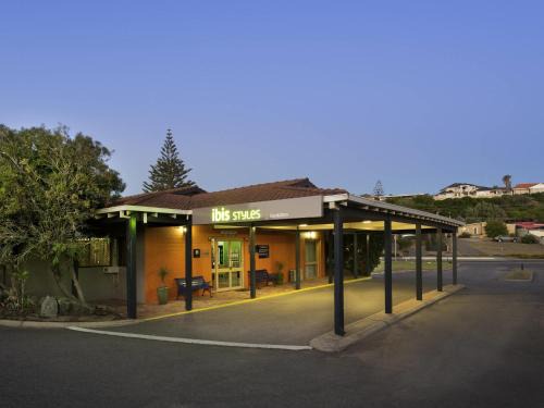 Tarcoola Beach Hotel | ibis Styles Geraldton