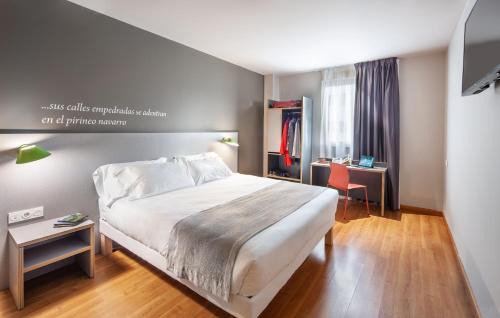 Noain Hotel | ibis Styles Pamplona Noain