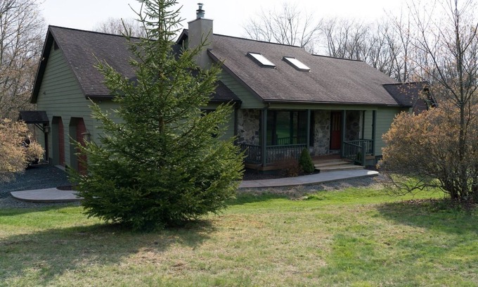 White Mills House | Il Sogno - "The Dream" The Ultimate Family Escape From It All! 21 Acre Estate