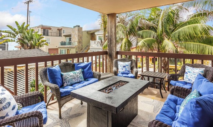 Mission Beach House | Immaculate Beach House - 1 min walk to ocean, 2 unshared patios