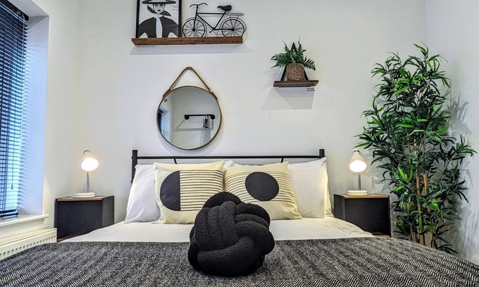 Livesey House | INNit Townhouse