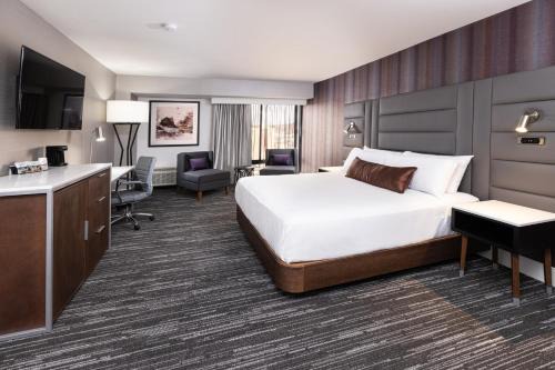 Downtown Reno Hotel | J Resort