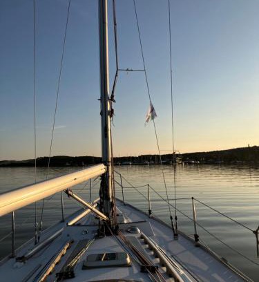 Nida Boat Rental | Jachta Lady Swift
