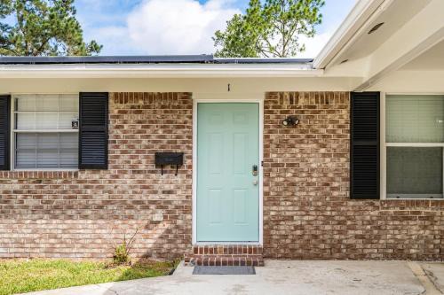 Highlands Apartment | Jacksonville Retreat: Unwind in Style at our Cozy Duplex Apartment