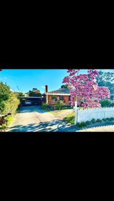 Glen Waverley House | Jalynn 1 Cottage