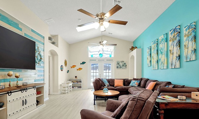 Windsor Palms House | JUST RENOVATED!✦Spacious✦Clean✦Private True South Pool/Spa✦5 Miles to Disney