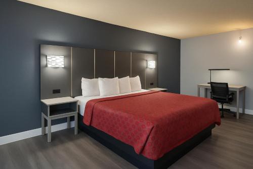 Roseville Hotel | Key Inn Roseville