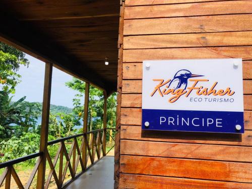 Santo Antonio House | Kingfisher- Principe