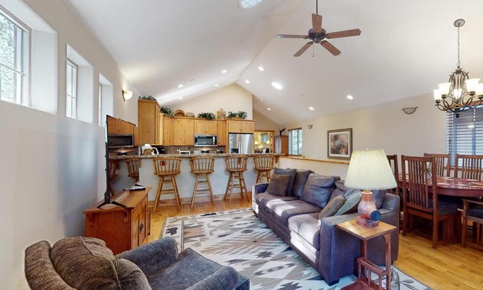 Kings Beach House | Kings Beach Retreat