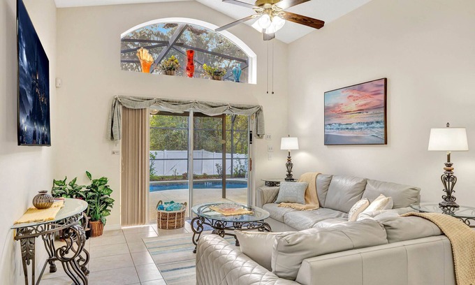 Seasons House | Kissimmee 9 miles from Disney! Private pool-hot tub, spacious house and yard.