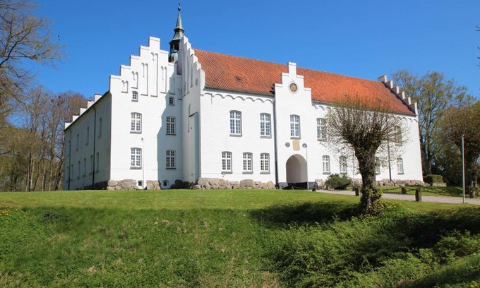 Brovst Hotel | Kokkedal Slotshotel