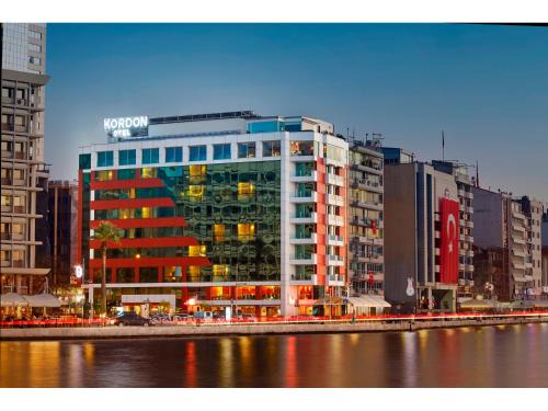 Izmir City Centre Hotel | Kordon Hotel Pasaport