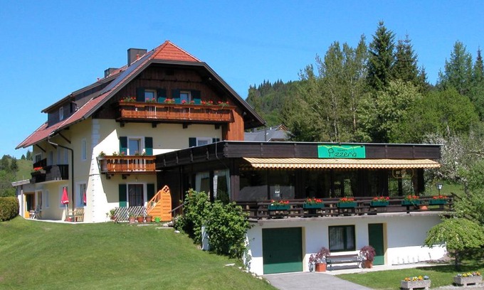 Weissensee Hotel | Kraners Alpenhof BIO Bed and Breakfast Pension