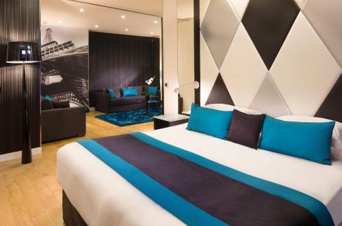 Les Halles Hotel | L'Empire Paris - Louvre