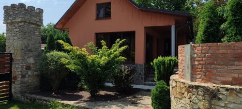 Beltsy Villa | La Boier