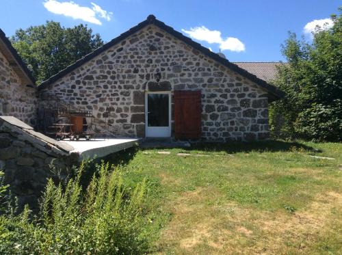 Le Chambon-sur-Lignon Apartment | La Bonbonnière