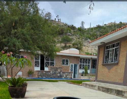 Zapotitlan Villa | La Cabaña