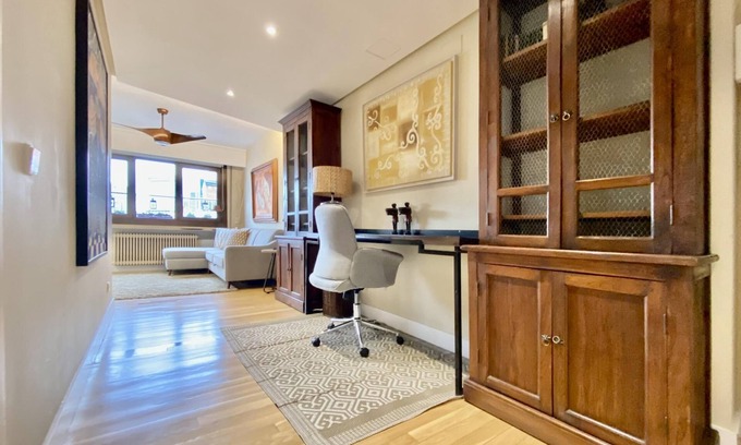 Castillejos Apartment | La Casa de La Infanta - 3-Bedroom Apartment