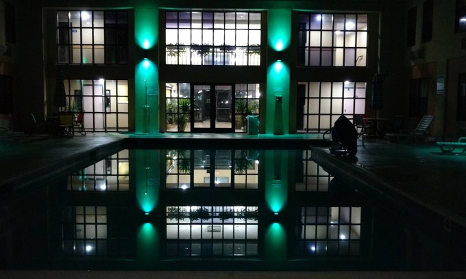Middleborough Hotel | La Casa Inn & Suites - Middleboro