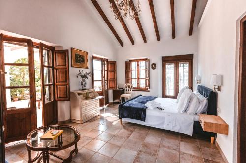 Fregenite House | La Esperanza Granada Luxury Hacienda & Private Villa