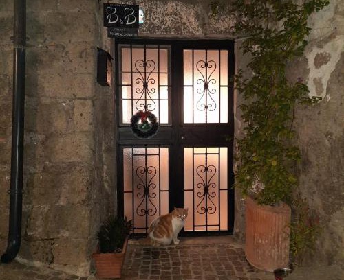 Fabrica di Roma Apartment | La grotta